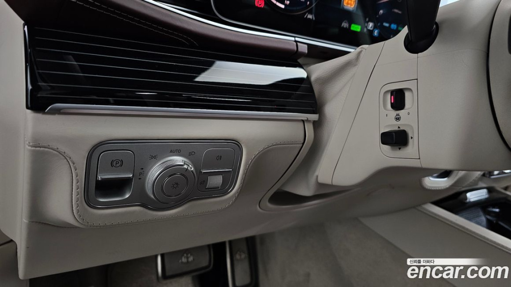 Mercedes-Benz GLS-Class Maybach GLS600 4MATIC Manufakur, 2023