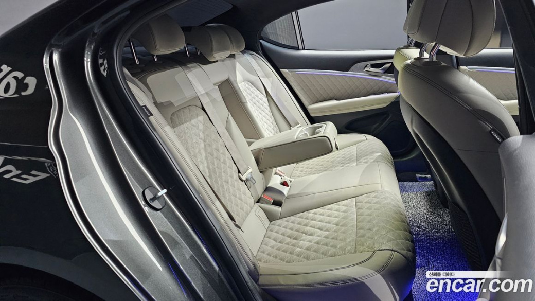 Genesis G70 Gasoline 2.0T 2WD, 2023