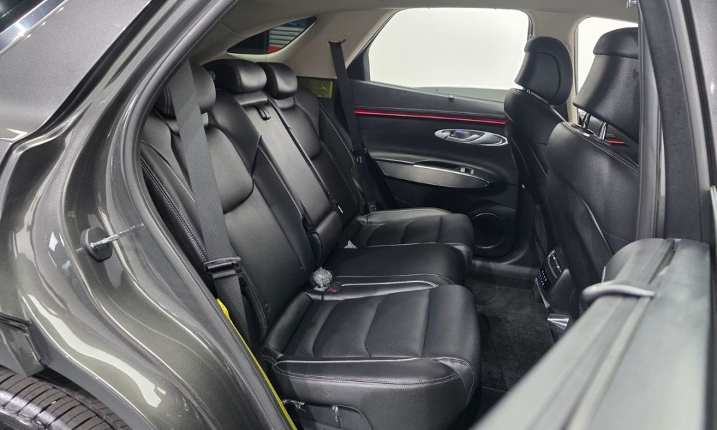 Genesis GV70 2.5T Gasoline AWD, 2025