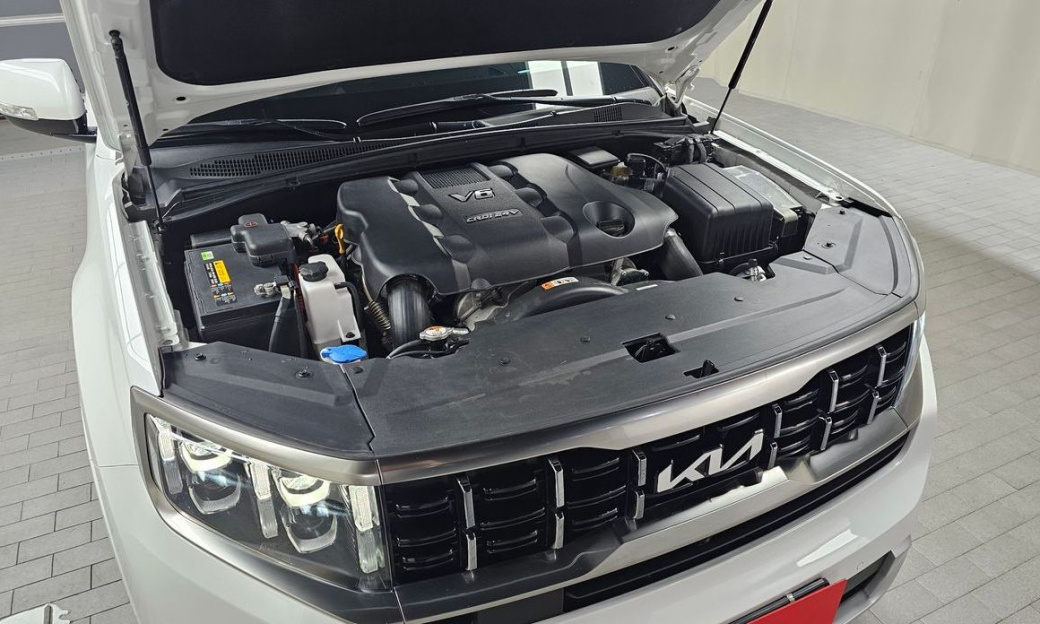 Kia Mohave Diesel 3.0 4WD 6-Seater, 2024