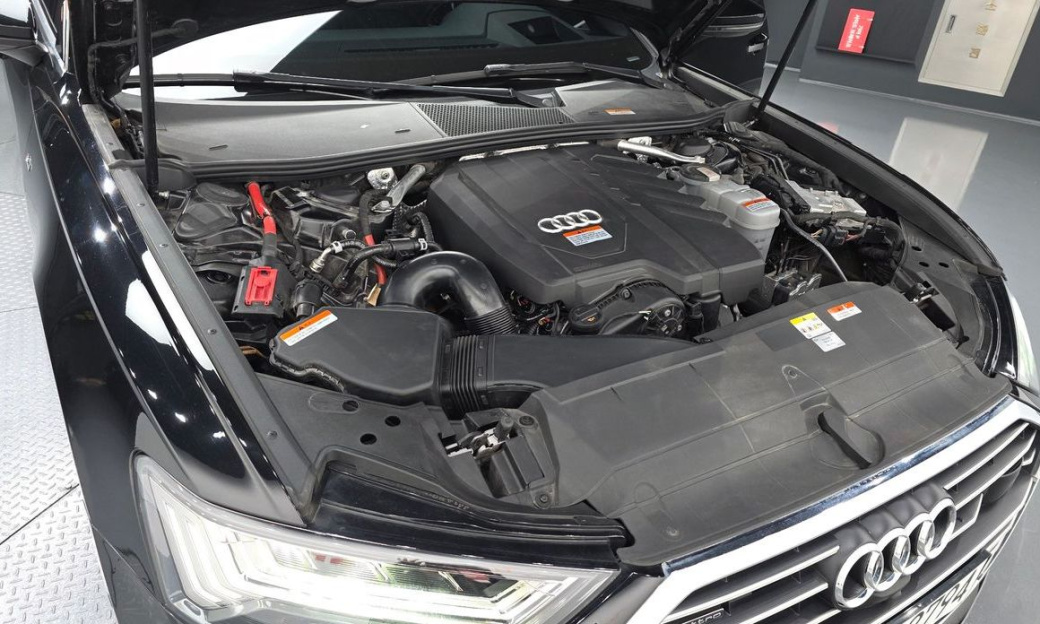 Audi A6 45 TFSI Quattro Premium, 2023