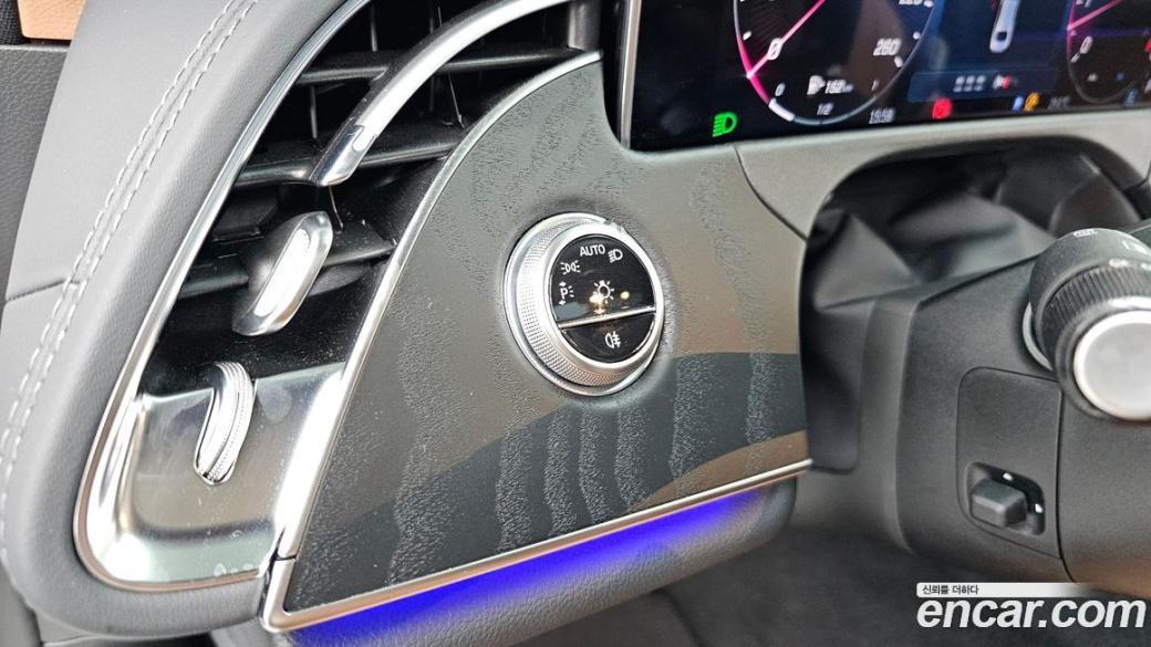 Mercedes-Benz E-Class E200 Avantgarde, 2024