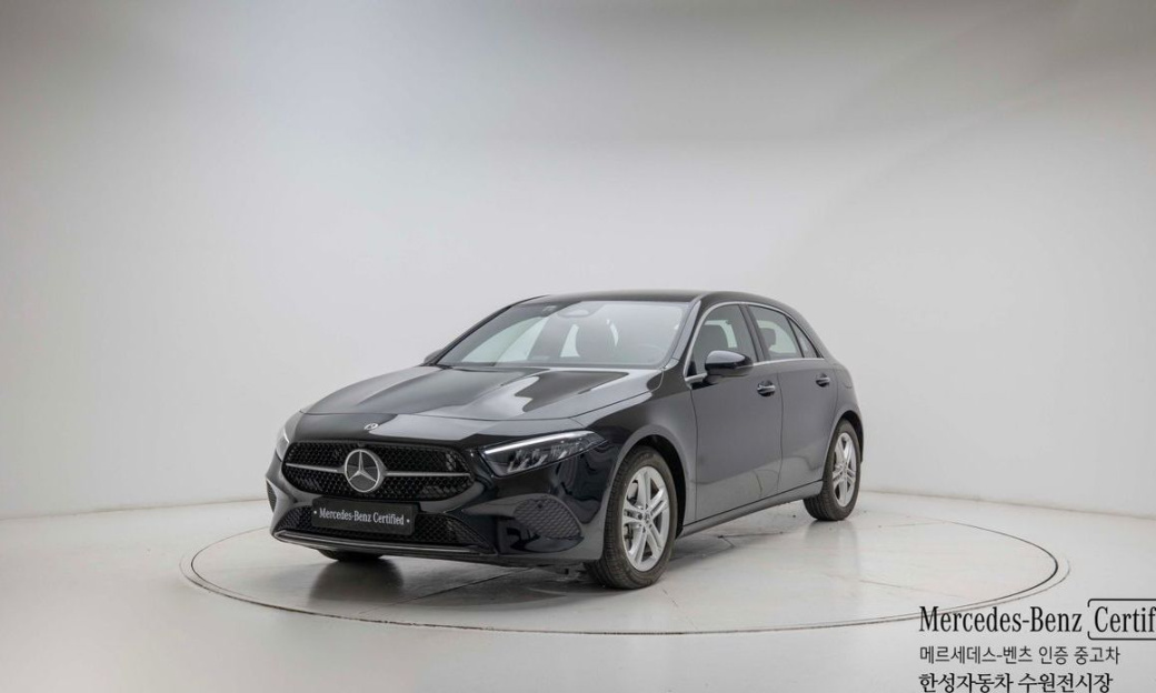 Mercedes-Benz A-Class A220 Hatchback, 2024