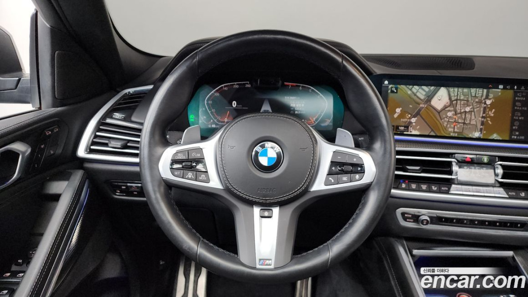 BMW X6 xDrive40i M Sport, 2022