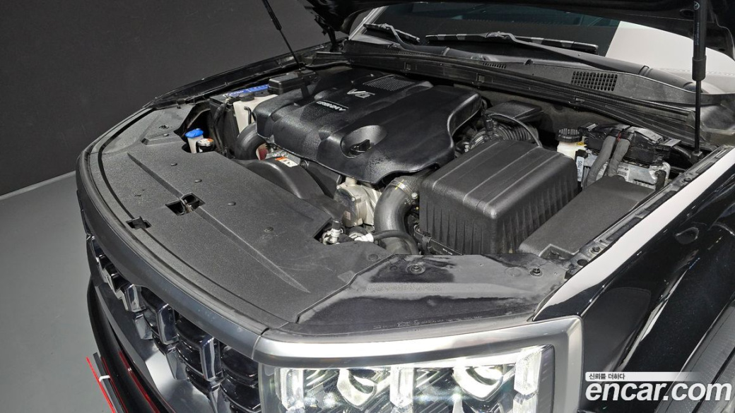 Kia Mohave Diesel 3.0 4WD 6-Seater, 2023