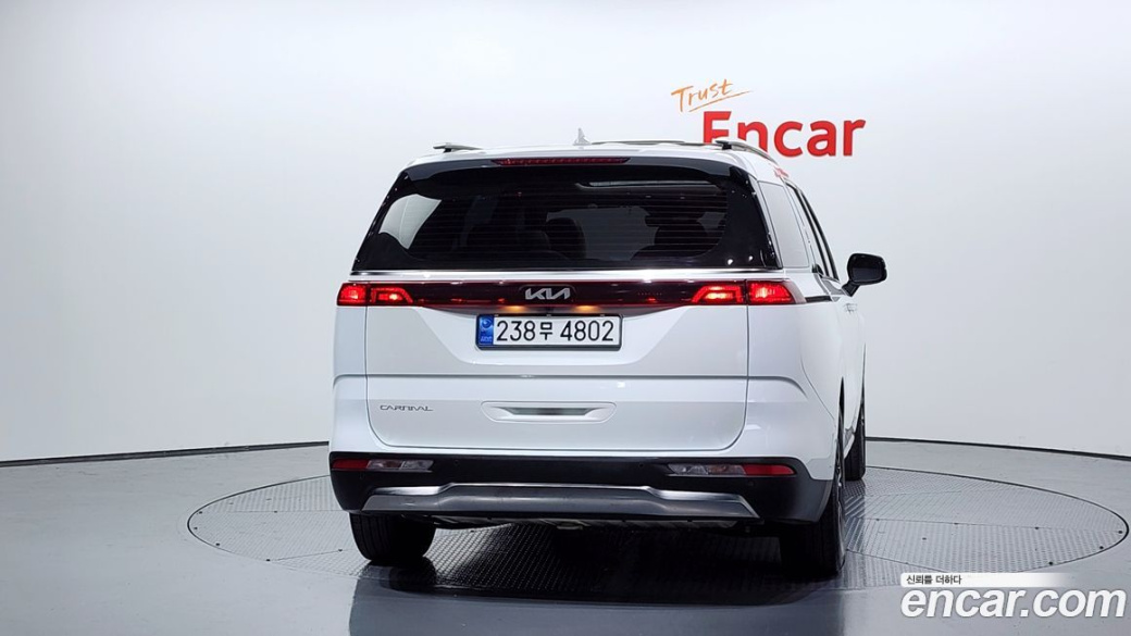 Kia Carnival 9-Seater Signature, 2023