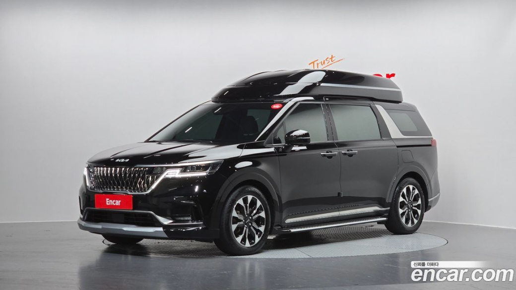 Kia Carnival 9-Seater Hi-Limousine, 2023