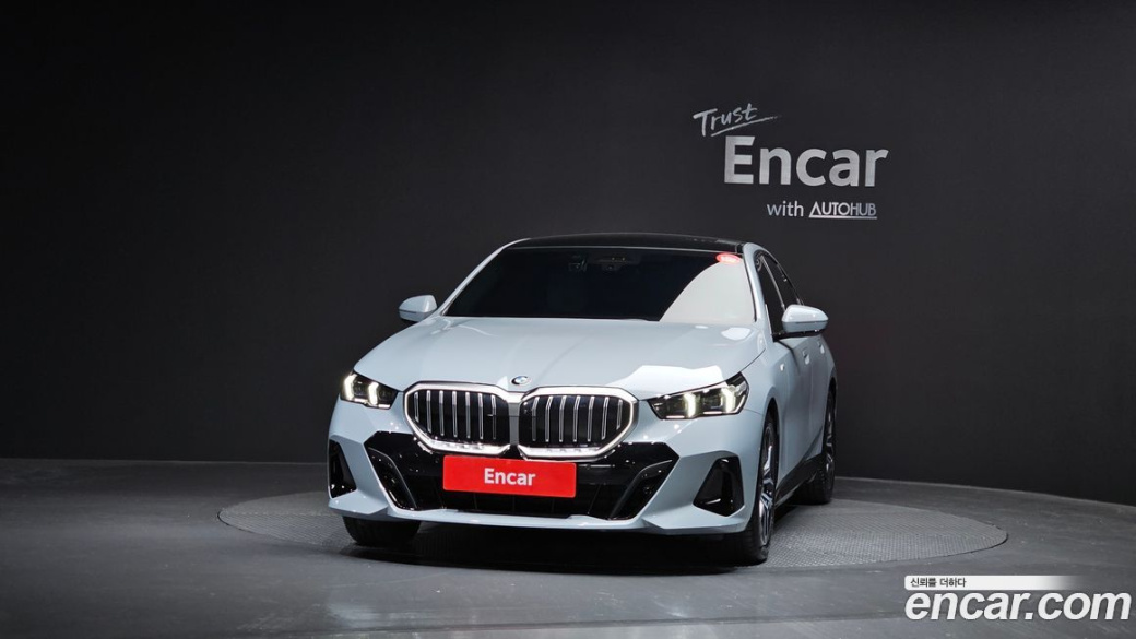 BMW 5-Series 520i M Sport, 2024