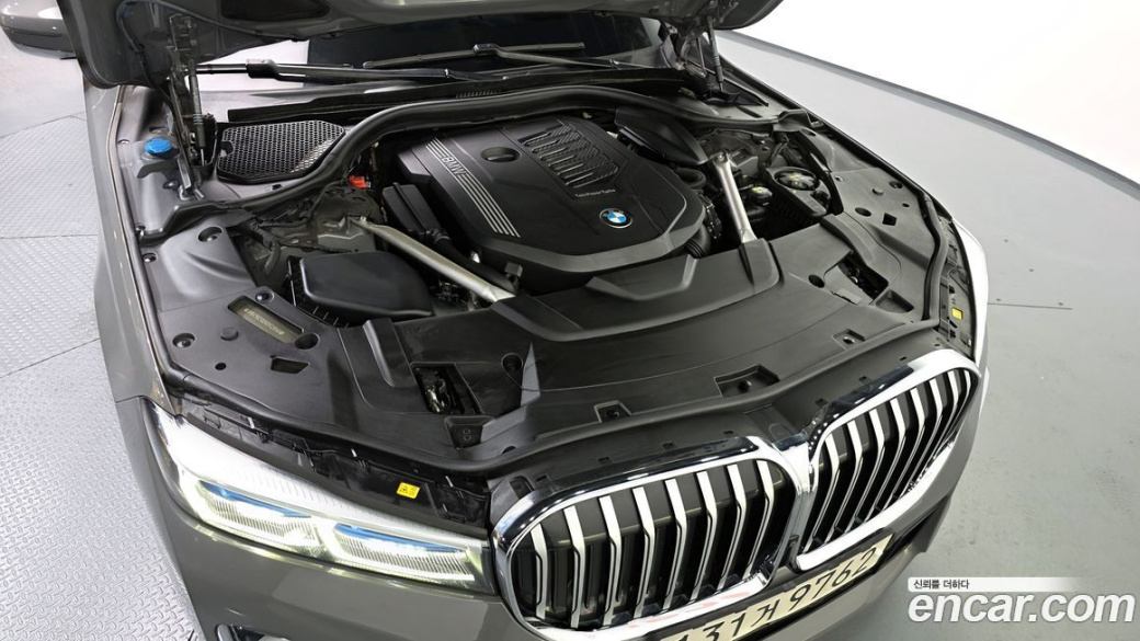 BMW 7-Series 740i M Sport, 2022
