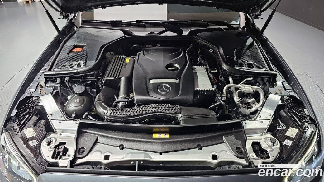 Mercedes-Benz E-Class E250 Avantgarde, 2022