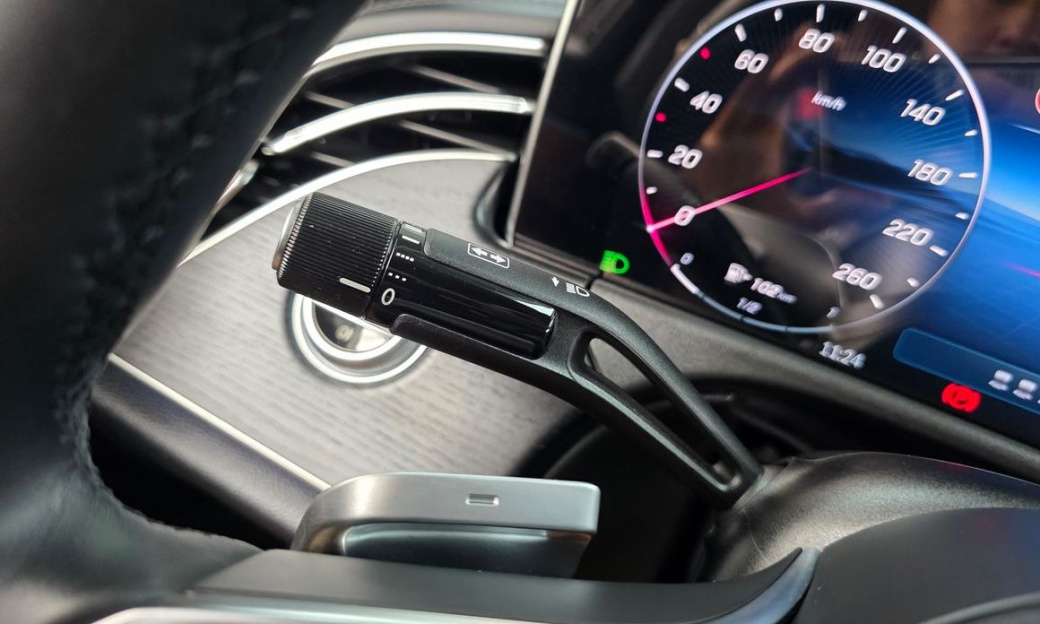 Mercedes-Benz E-Class E200 Avantgarde, 2024