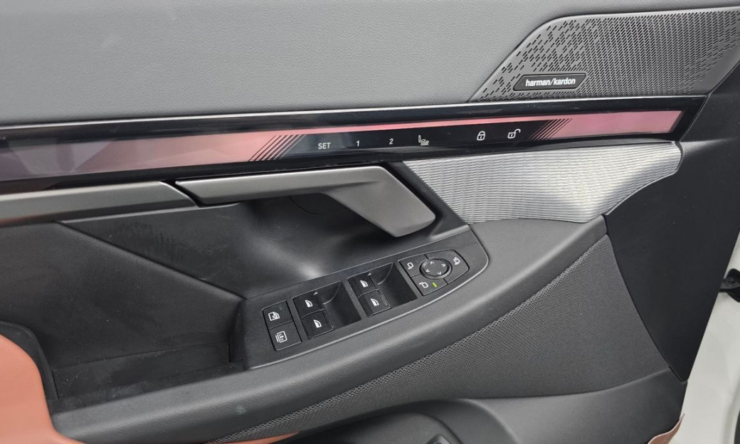 BMW 5-Series 530i xDrive M Sport, 2025