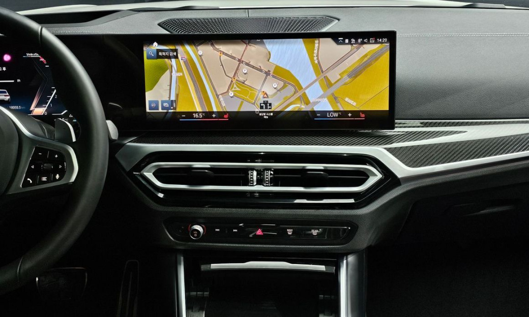 BMW 3-Series M340i xDrive Touring Pro, 2024