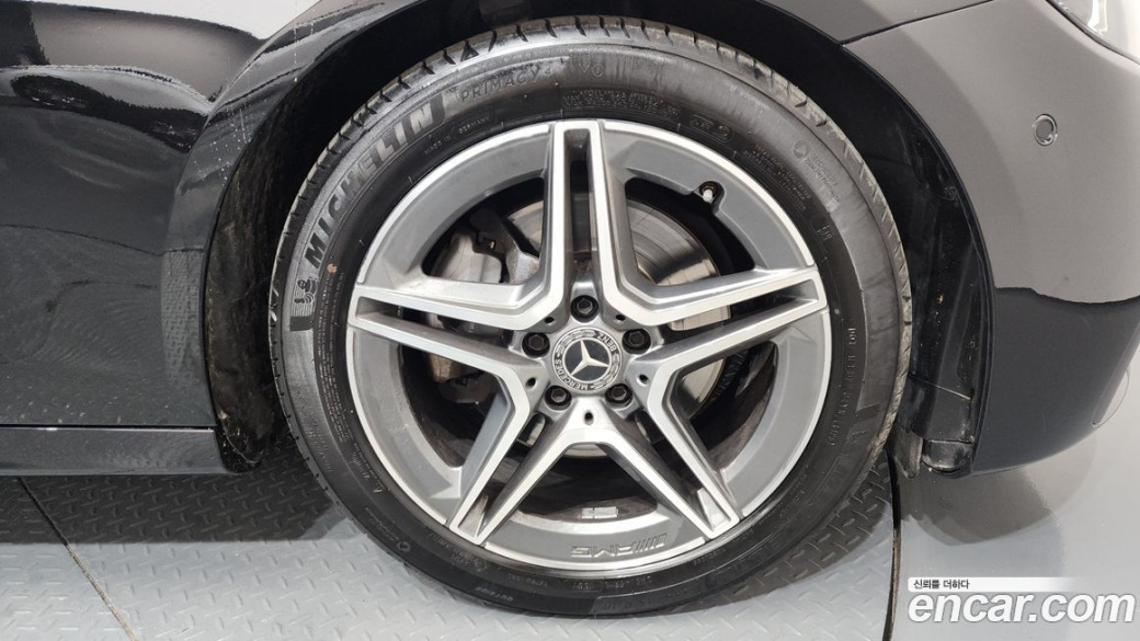 Mercedes-Benz E-Class E250 AMG Line, 2023