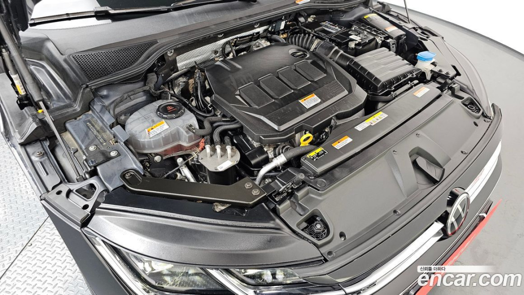Volkswagen Arteon 2.0 TDI R-LIINE 4Motion, 2023