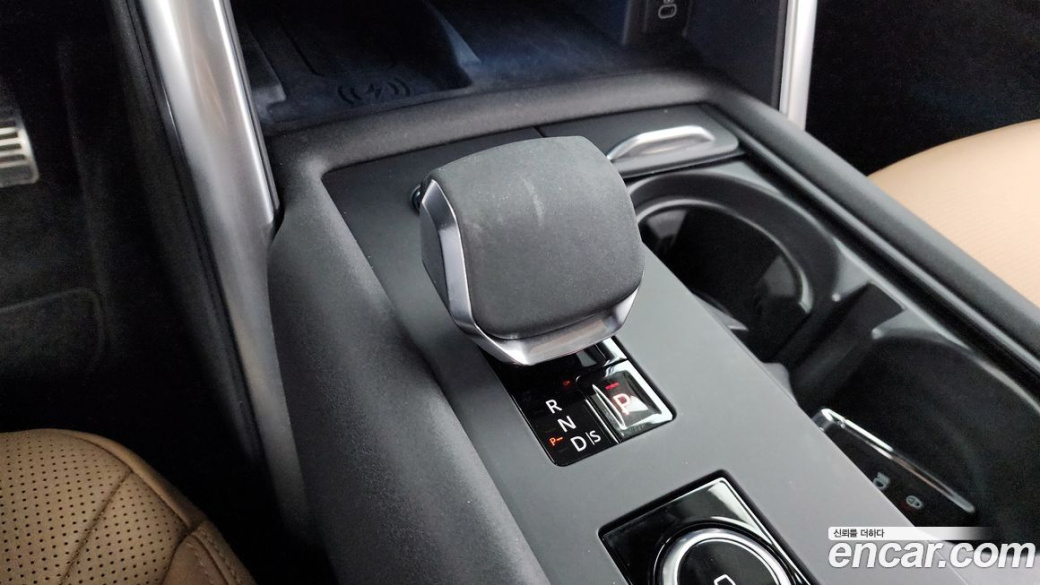Land Rover Discovery P360 Dynamic HSE, 2024