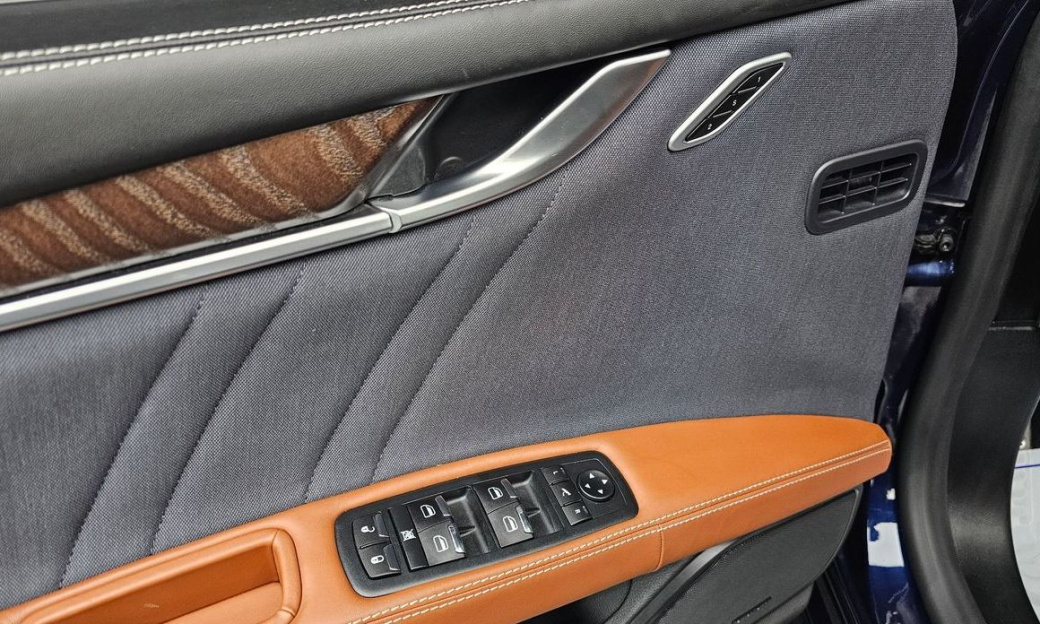 Maserati Ghibli 2.0 Granlusso, 2021