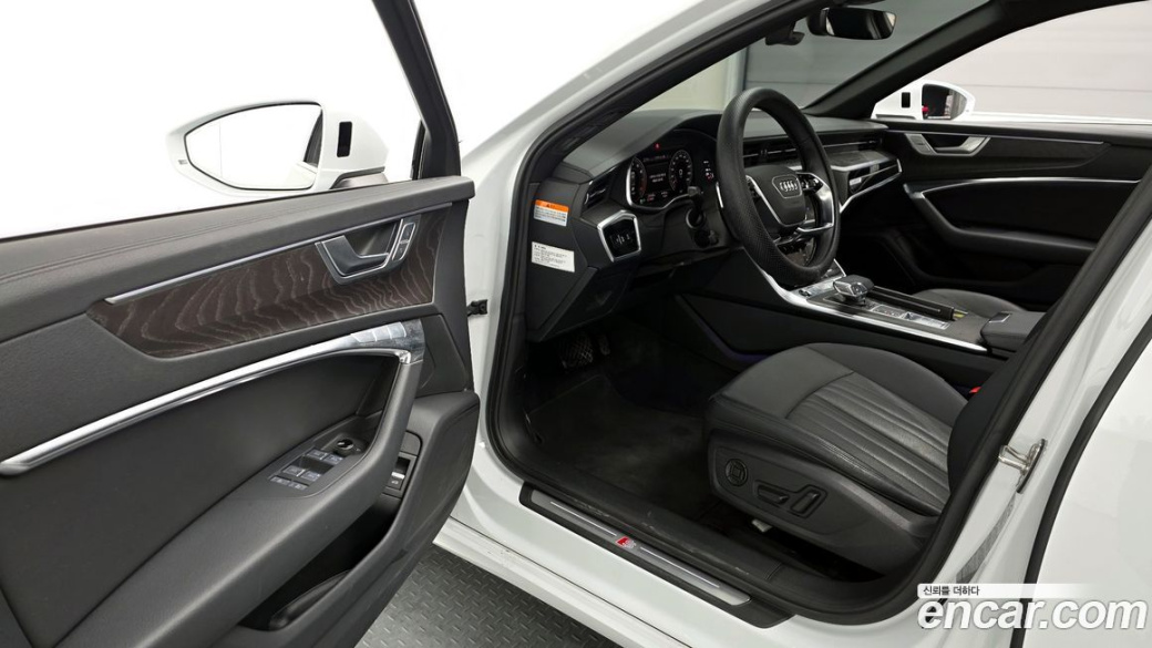 Audi A6 45 TFSI Quattro Premium, 2023