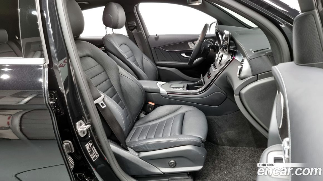 Mercedes-Benz GLC-Class GCL300 4MATIC Coupe, 2023