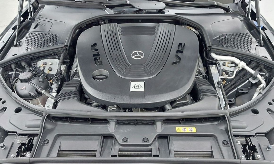 Mercedes-Benz S-Class Maybach S680 4MATIC, 2024