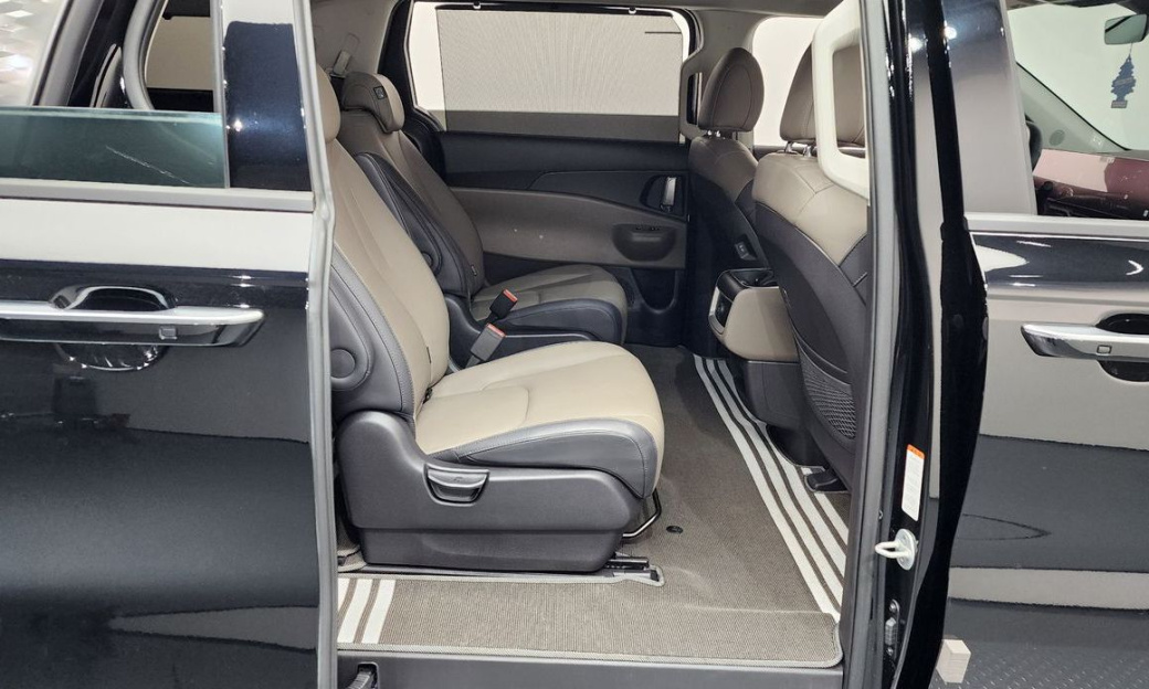 Kia Carnival 9-Seater Noblesse, 2025