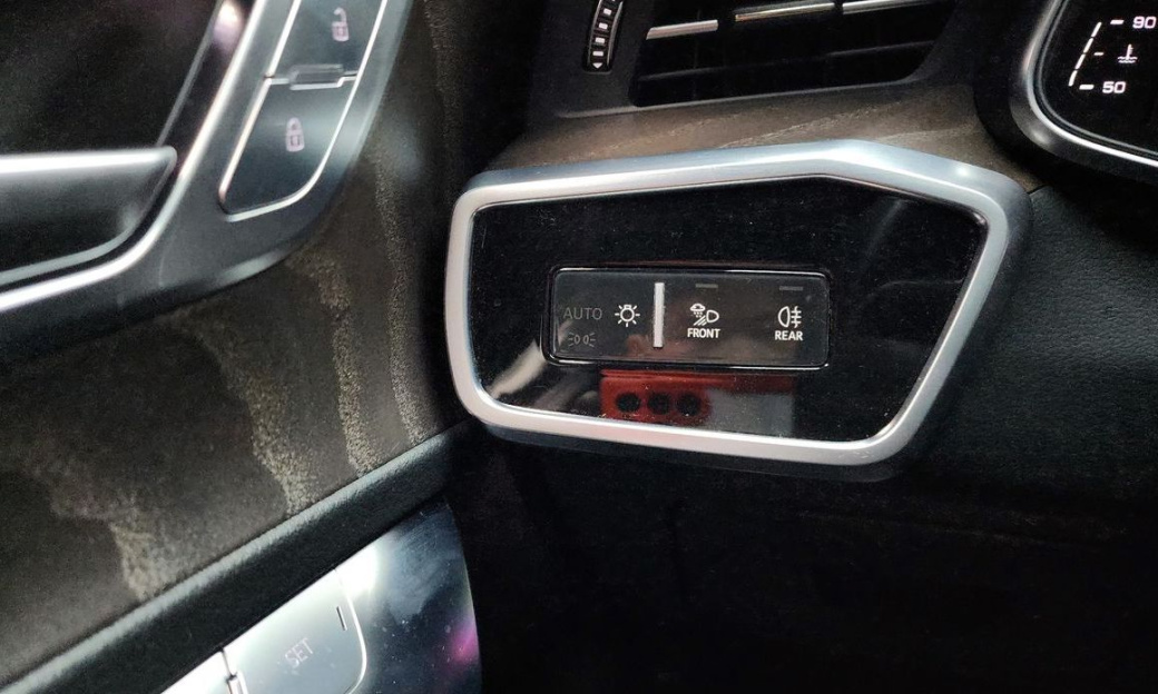 Audi A6 40 TDI Quattro Premium, 2022