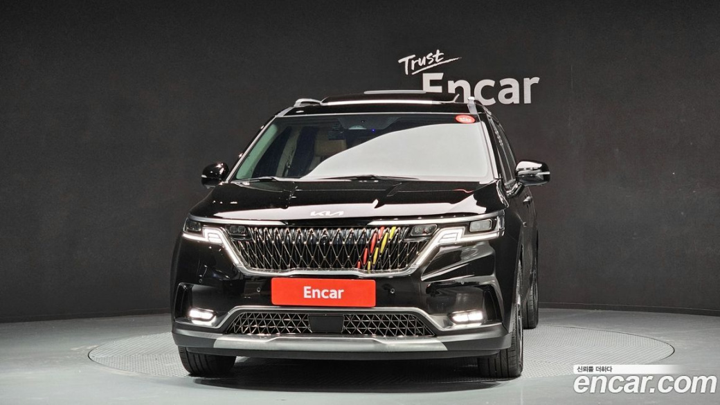 Kia Carnival 7-Seater Signature, 2023