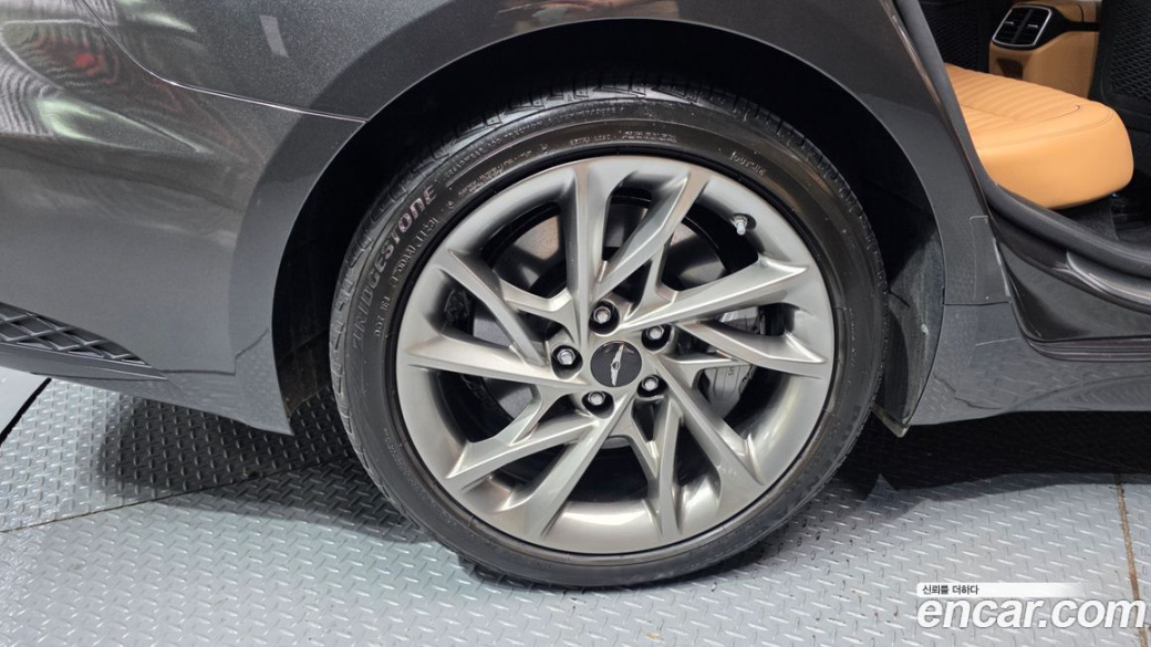 Genesis G70 Gasoline 2.5T 2WD, 2024