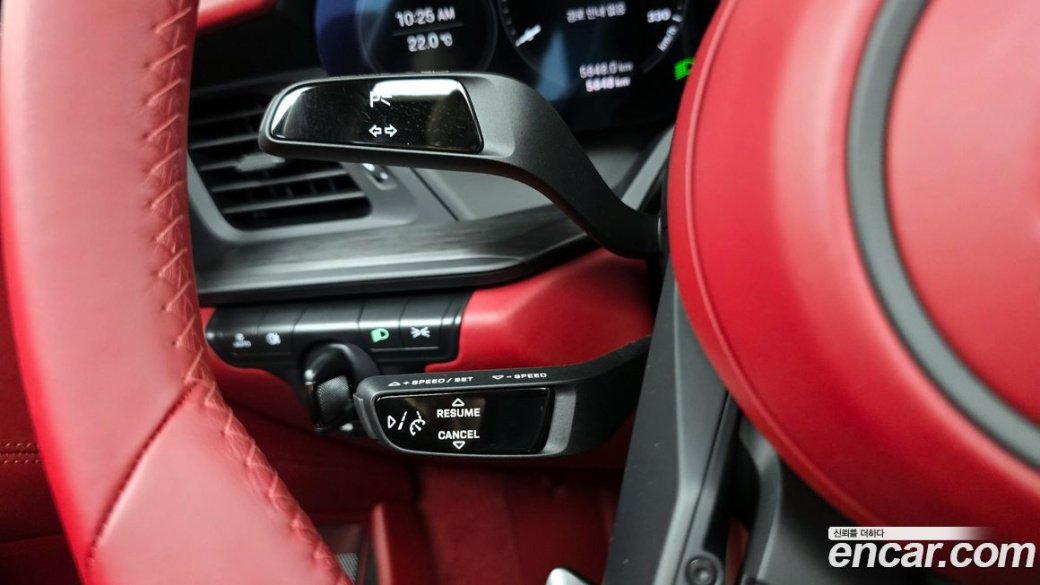 Porsche 911 Carrera 4 GTS Cabriolet, 2024