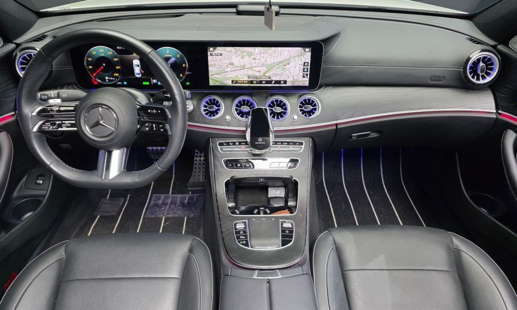 Mercedes-Benz E-Class E220d 4MATIC AMG Line, 2023