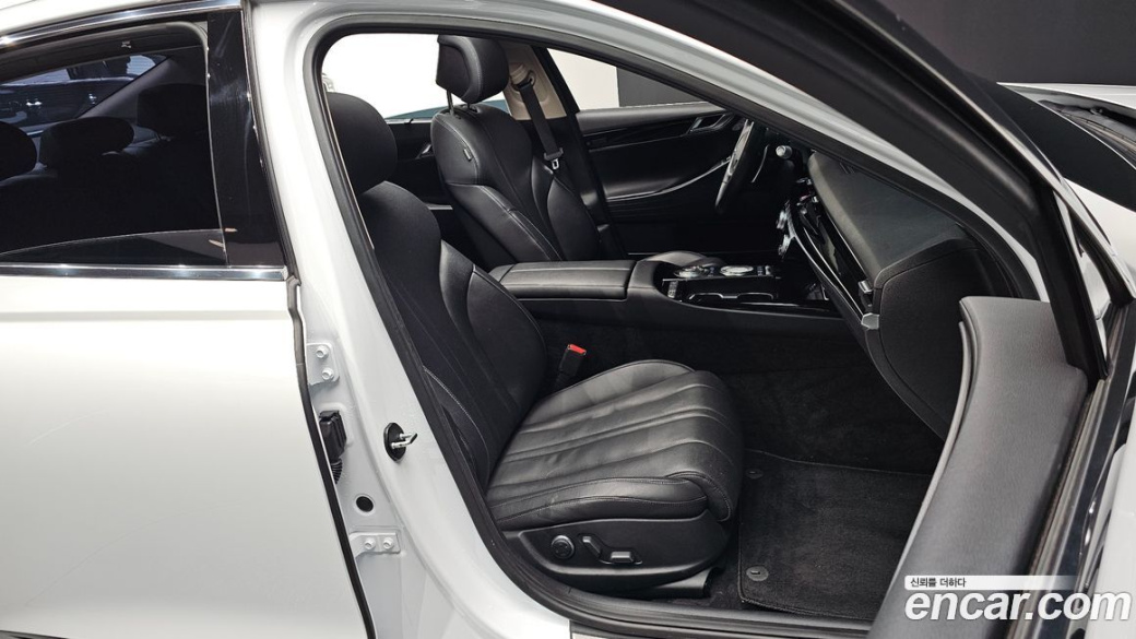 Genesis G80 Gasoline 2.5 Turbo AWD, 2022