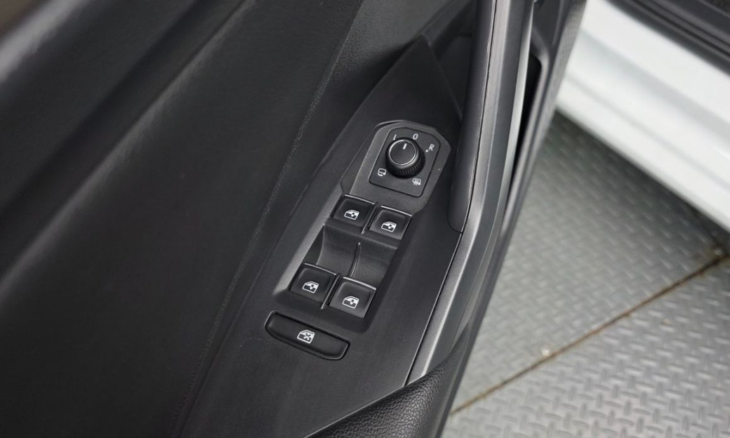 Volkswagen Jetta 1.4 TSI Prestige, 2021