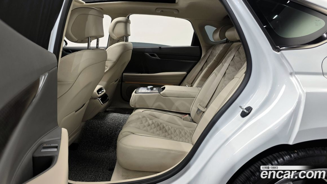 Genesis G80 Gasoline 2.5 Turbo 2WD, 2025