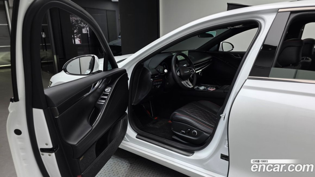 Genesis G80 Gasoline 2.5 Turbo AWD, 2022