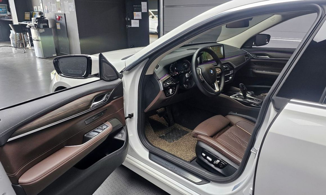 BMW Gran Turismo 630i xDrive Luxury, 2024