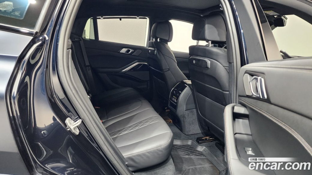 BMW X6 xDrive40i M Sport, 2024
