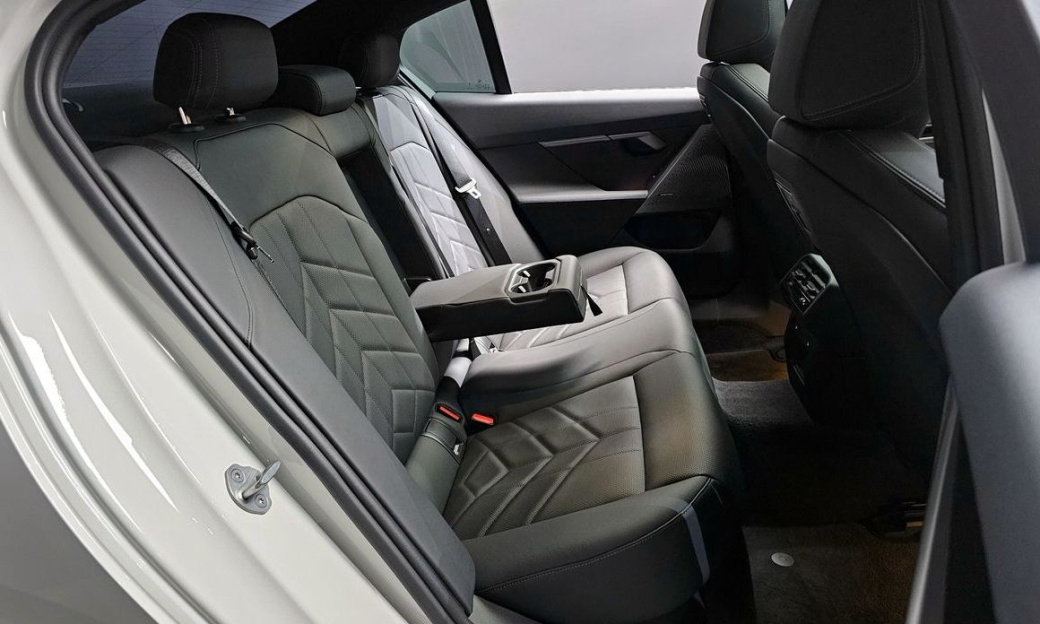 BMW 5-Series 520i M Sport, 2024
