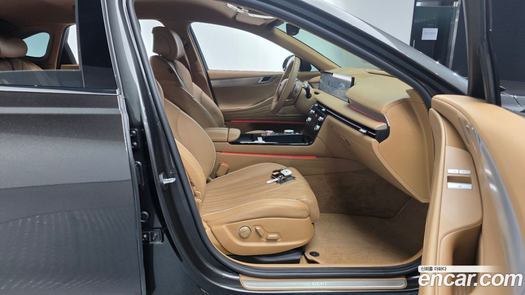 Genesis G80 Gasoline 2.5 Turbo AWD, 2025