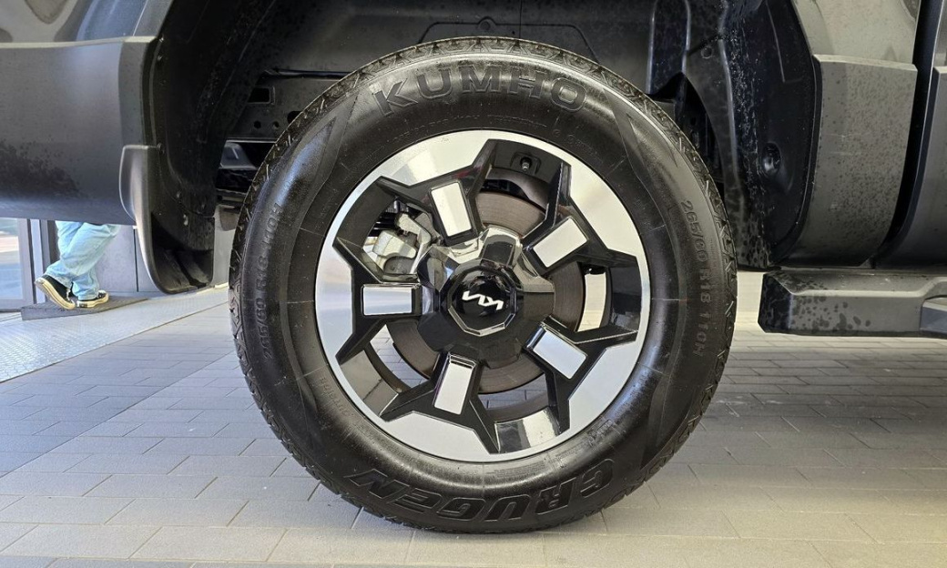 Kia Tasman 2.5T Gasoline 4WD, 2026