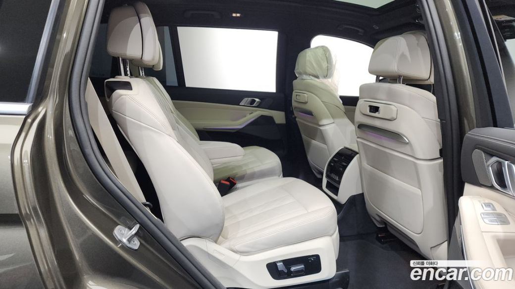 BMW X7 xDrive 40i M Sport 6STR, 2025