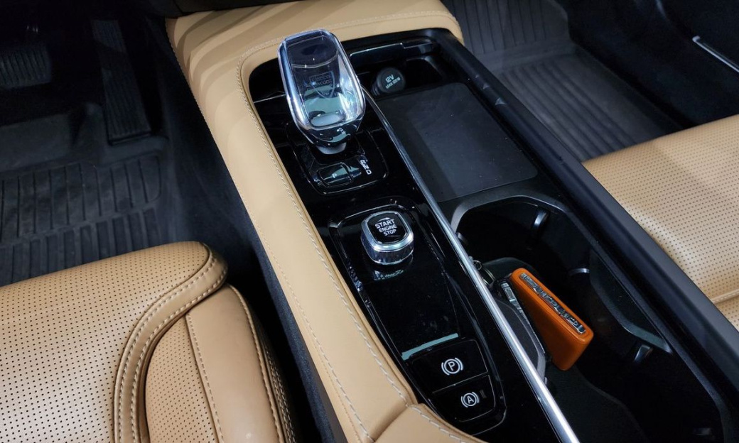 Volvo V90 B5 Ultimate AWD, 2024