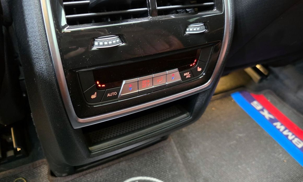 BMW X6 M60i, 2024