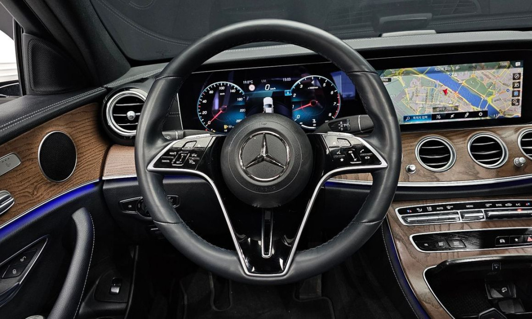 Mercedes-Benz E-Class E250 Exclusive, 2022