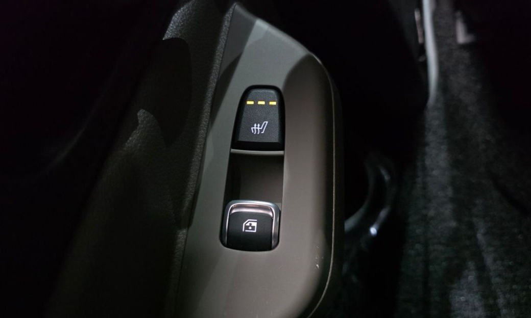 Kia Carnival 9-Seater Noblesse, 2025