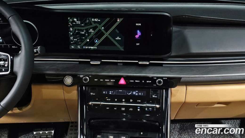 Kia Carnival 9-Seater Signature, 2023