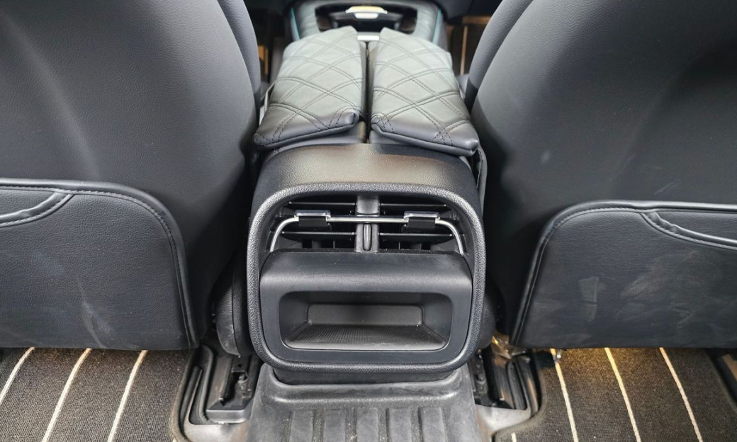 Mercedes-Benz E-Class E200 Avantgarde, 2025