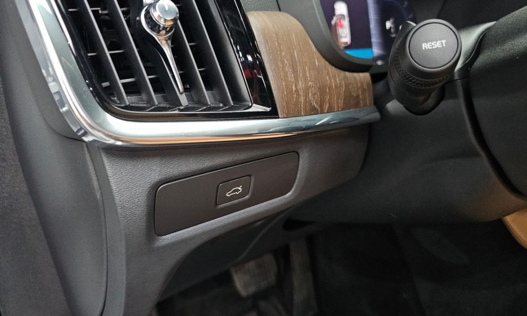 Volvo V90 B5 Ultimate AWD, 2023