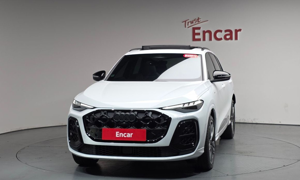 Audi Q5 45 TFSI Quattro S Line Black Ediiton, 2025