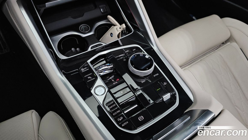 BMW X6 xDrive40i M Sport, 2025