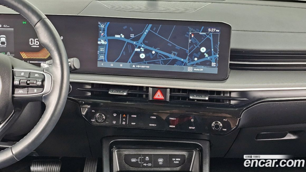 Kia K5 2.0, 2024